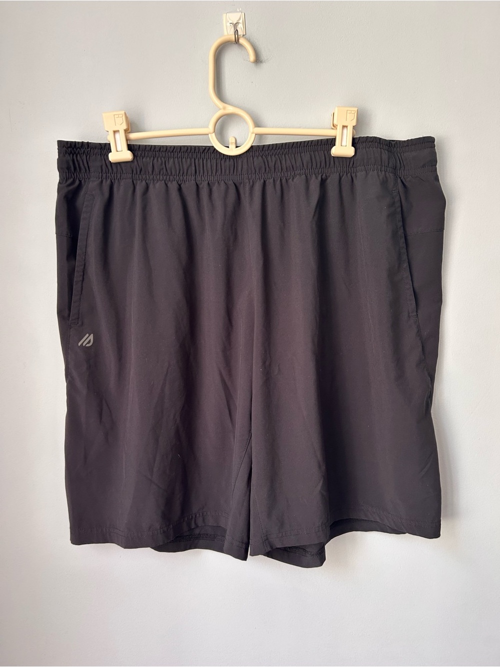 Eddie Bauer Shorts Mens XL Black Flexion Nylon Spandex Athletic Elastic Waist